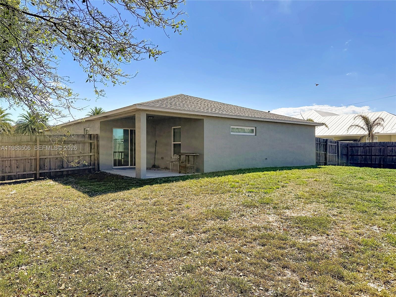 865 SW Mccracken Ave, Port St. Lucie