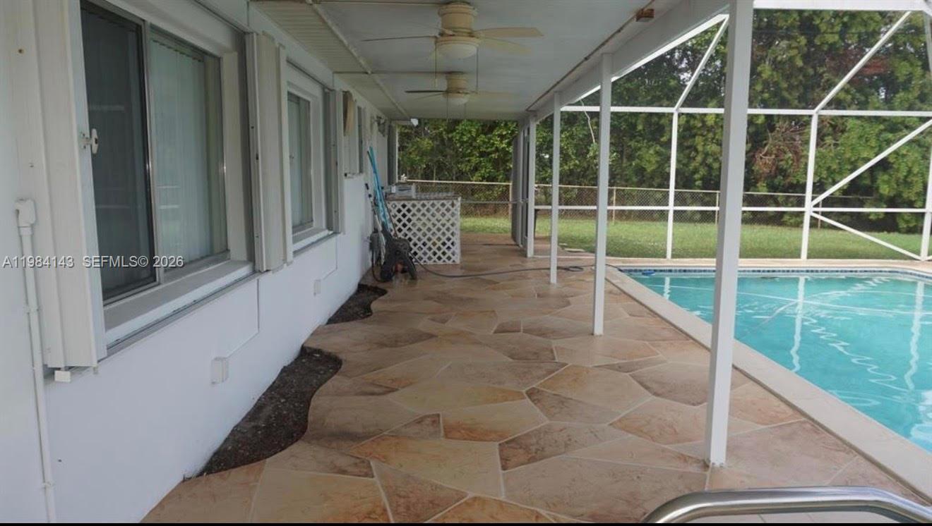 328 Riverdale Rd