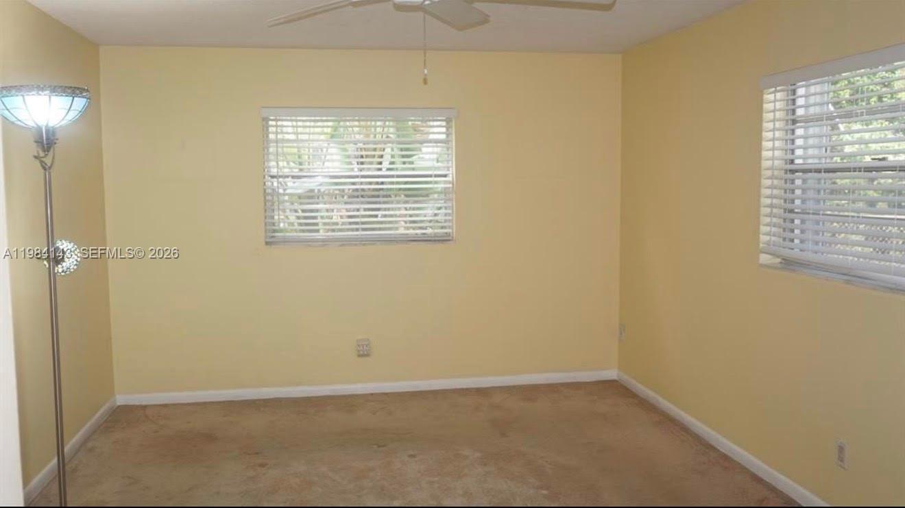 328 Riverdale Rd