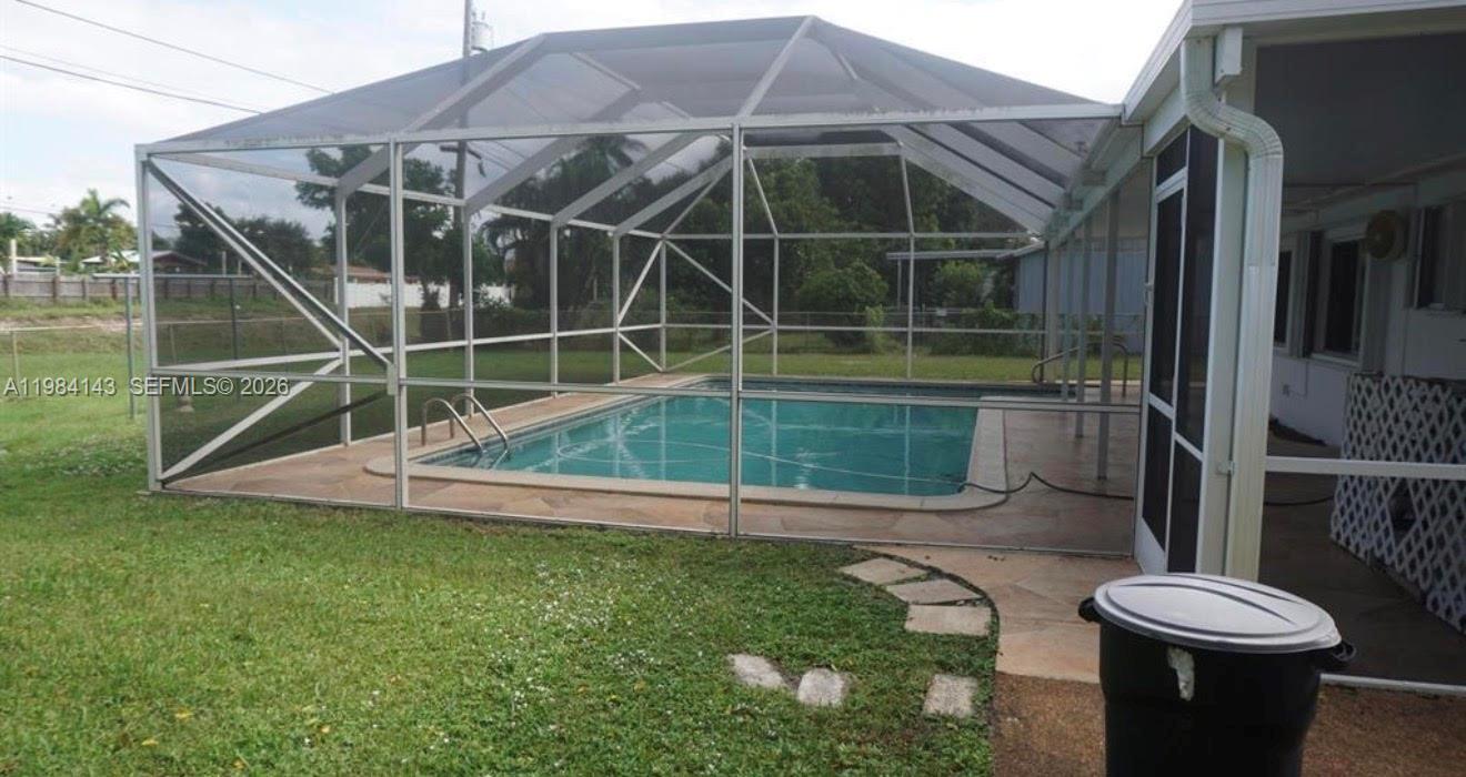 328 Riverdale Rd