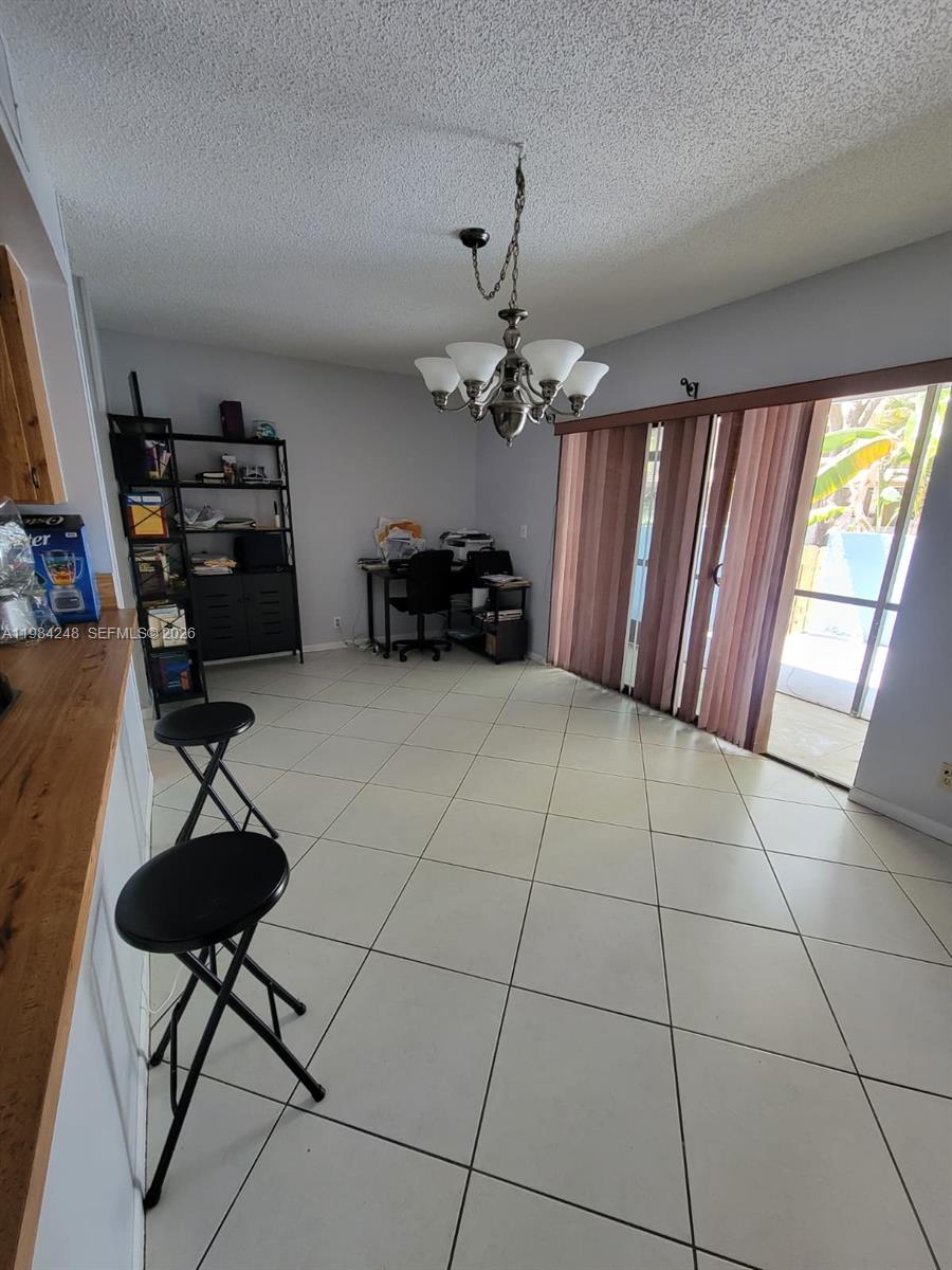 9787 Riverside Dr # 4 Unit: 62-4