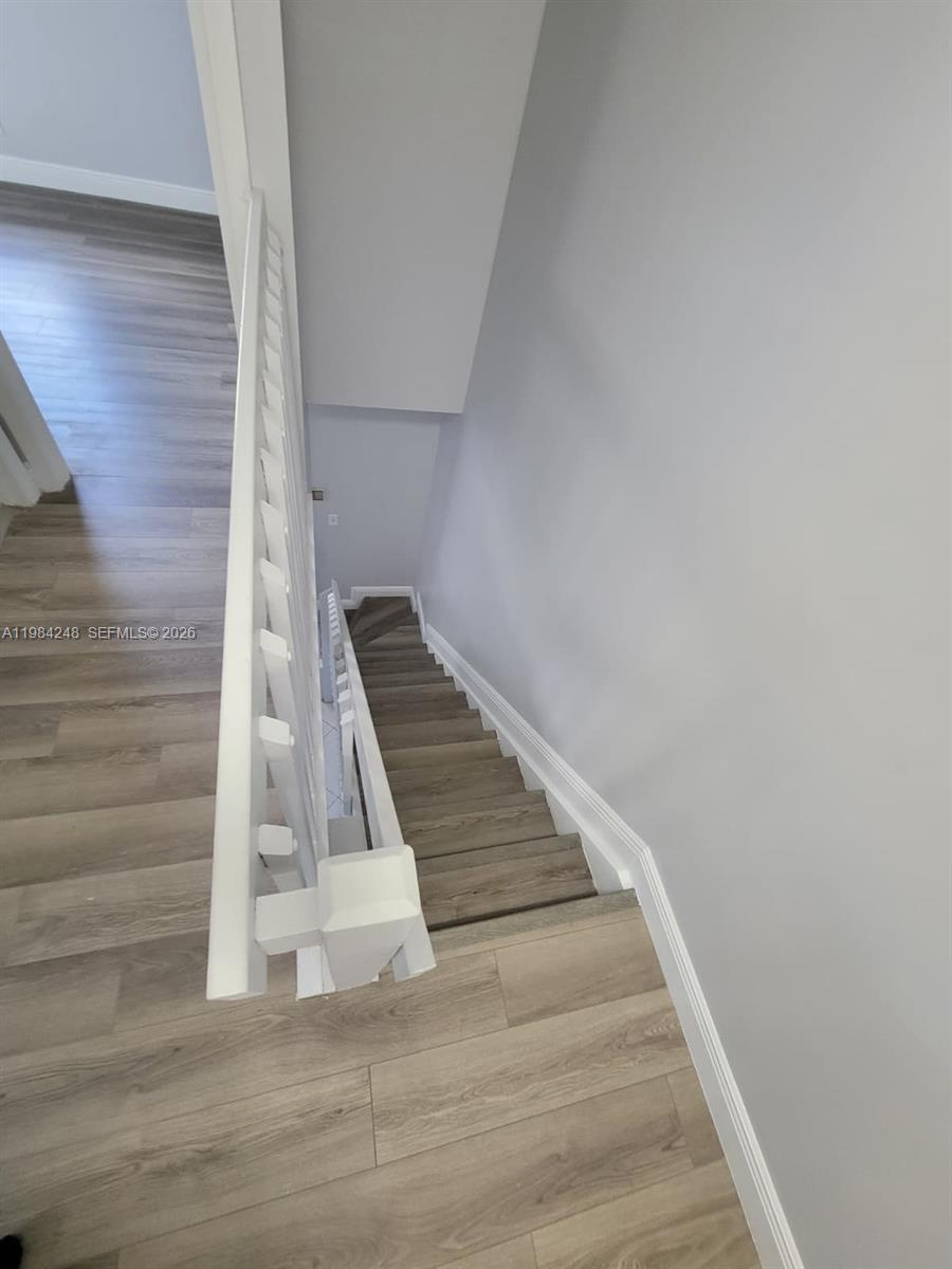 9787 Riverside Dr # 4 Unit: 62-4