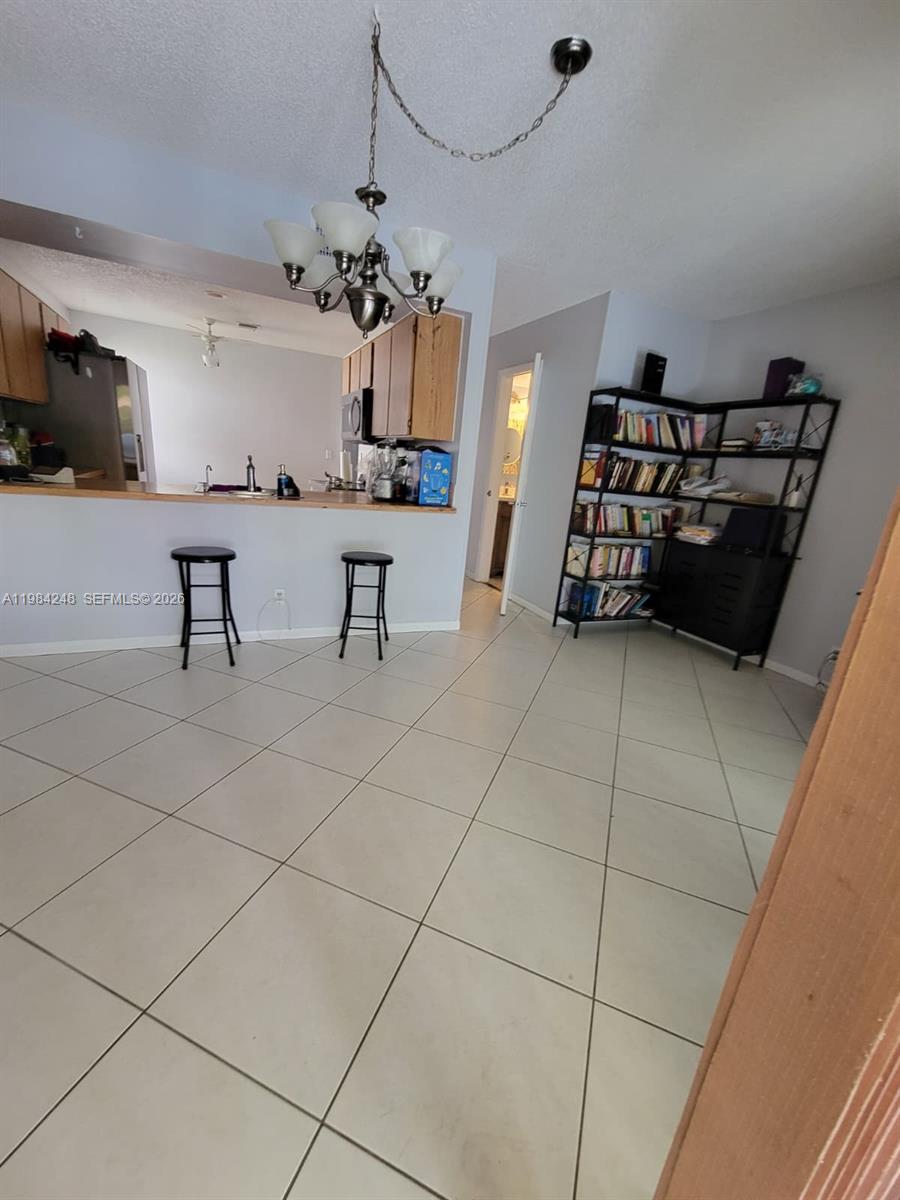9787 Riverside Dr # 4 Unit: 62-4