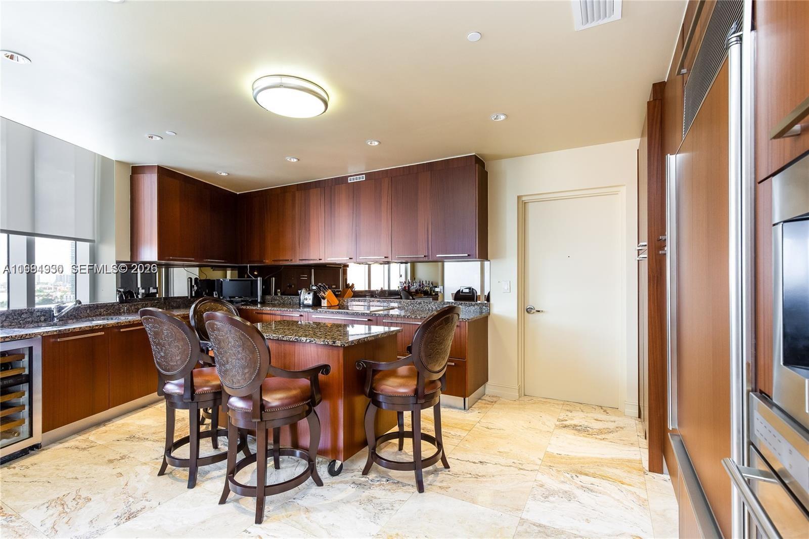 16001 Collins Ave # 1106