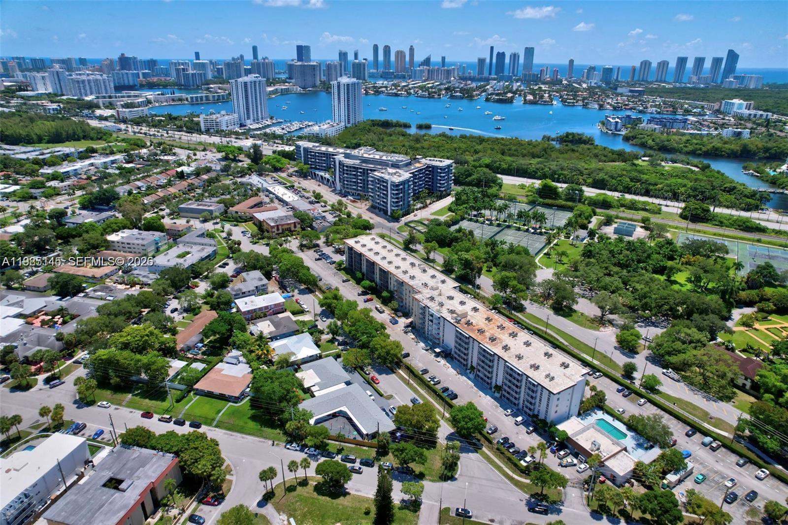 16950 W Dixie Hwy # 529 Unit: A-529