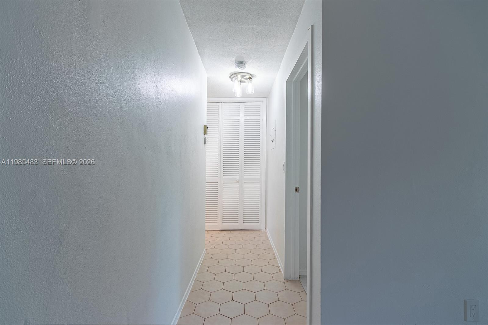 700 Layne Blvd # 118