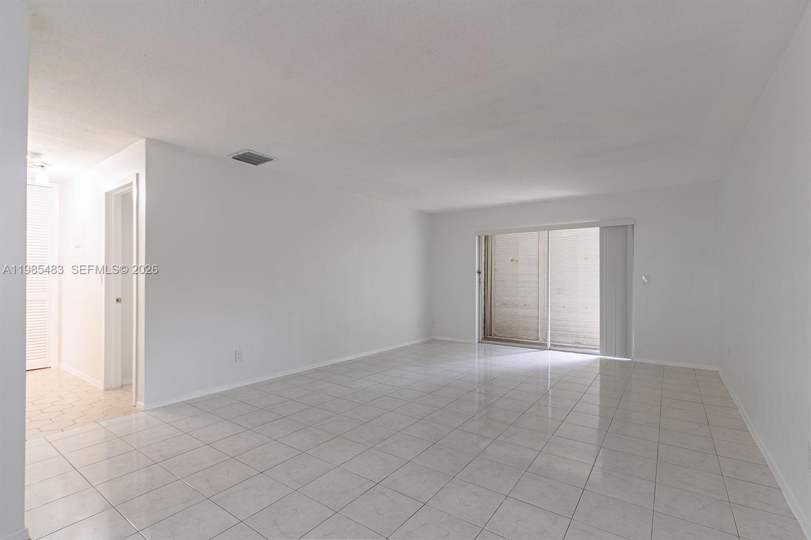700 Layne Blvd # 118