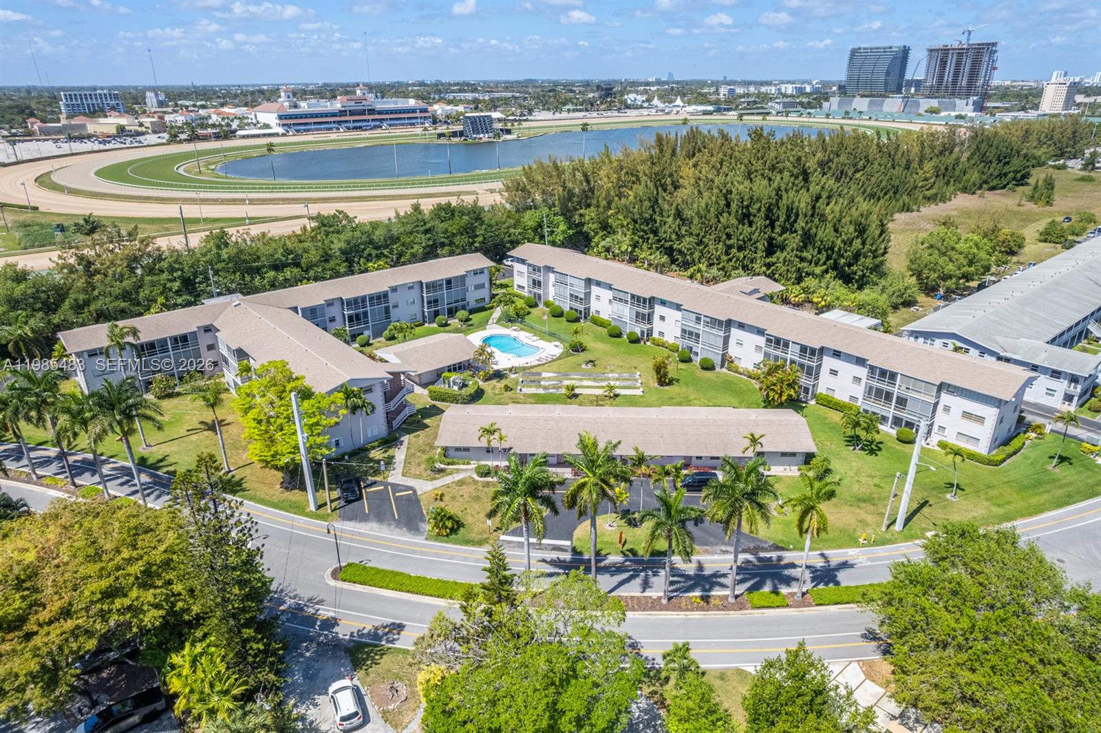 700 Layne Blvd # 118