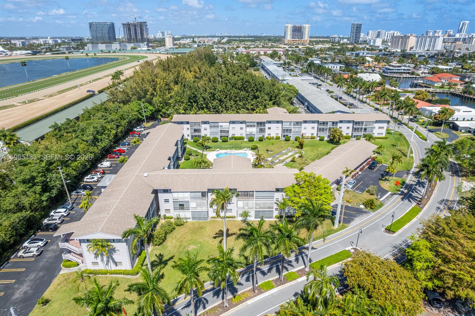 700 Layne Blvd # 118