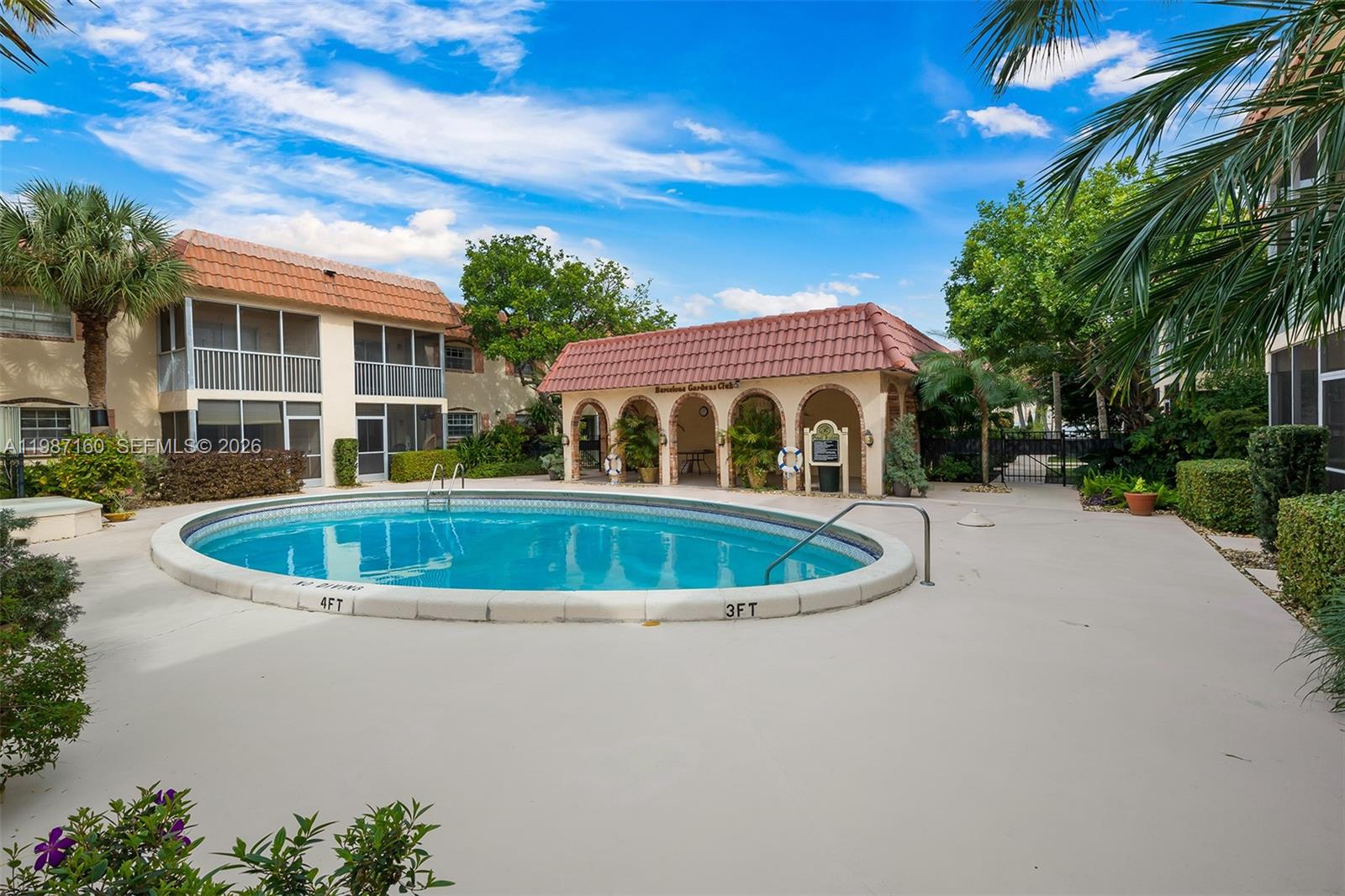 101 E Mcnab Rd # 427