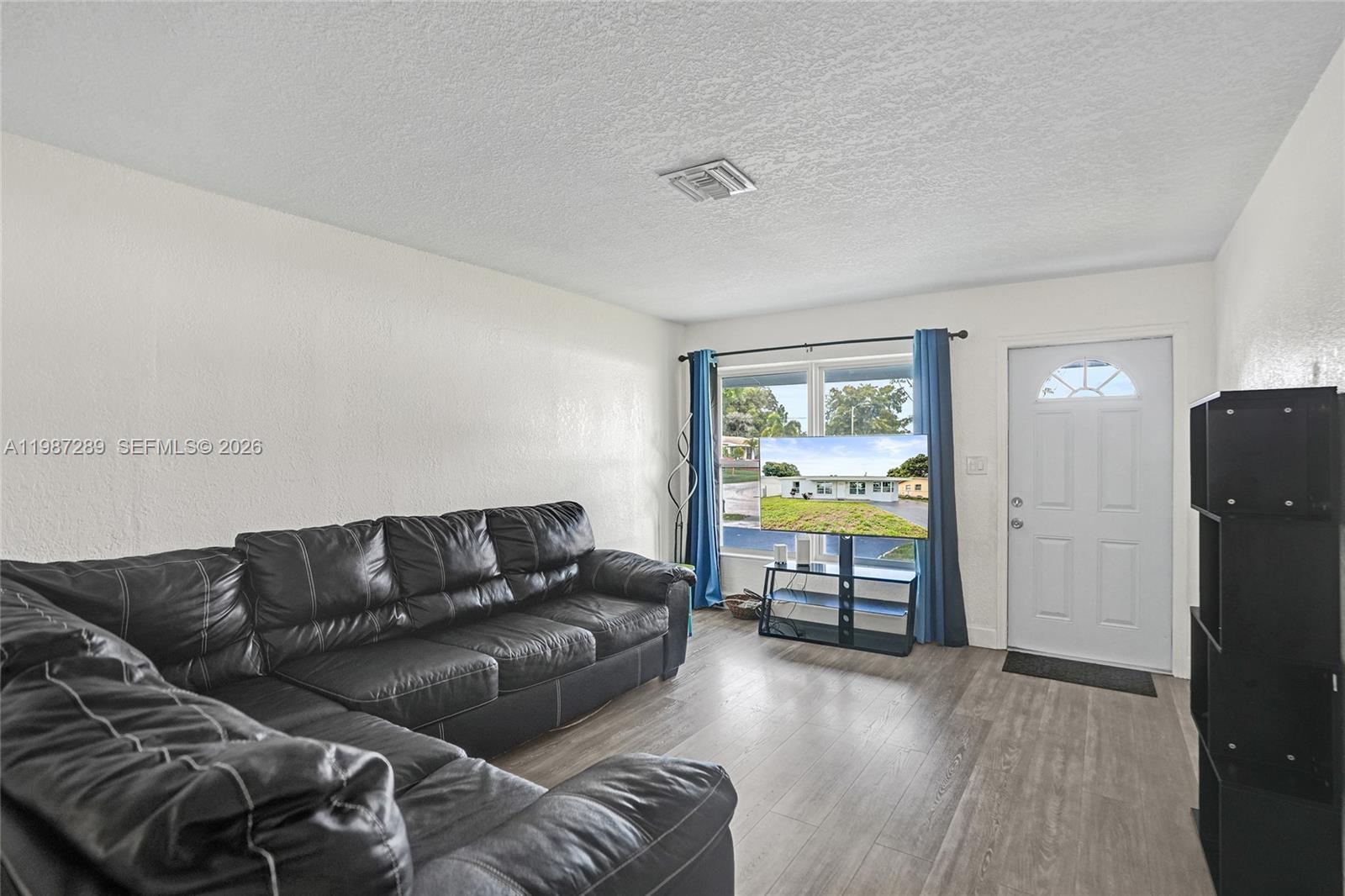 3320 NW 18th St