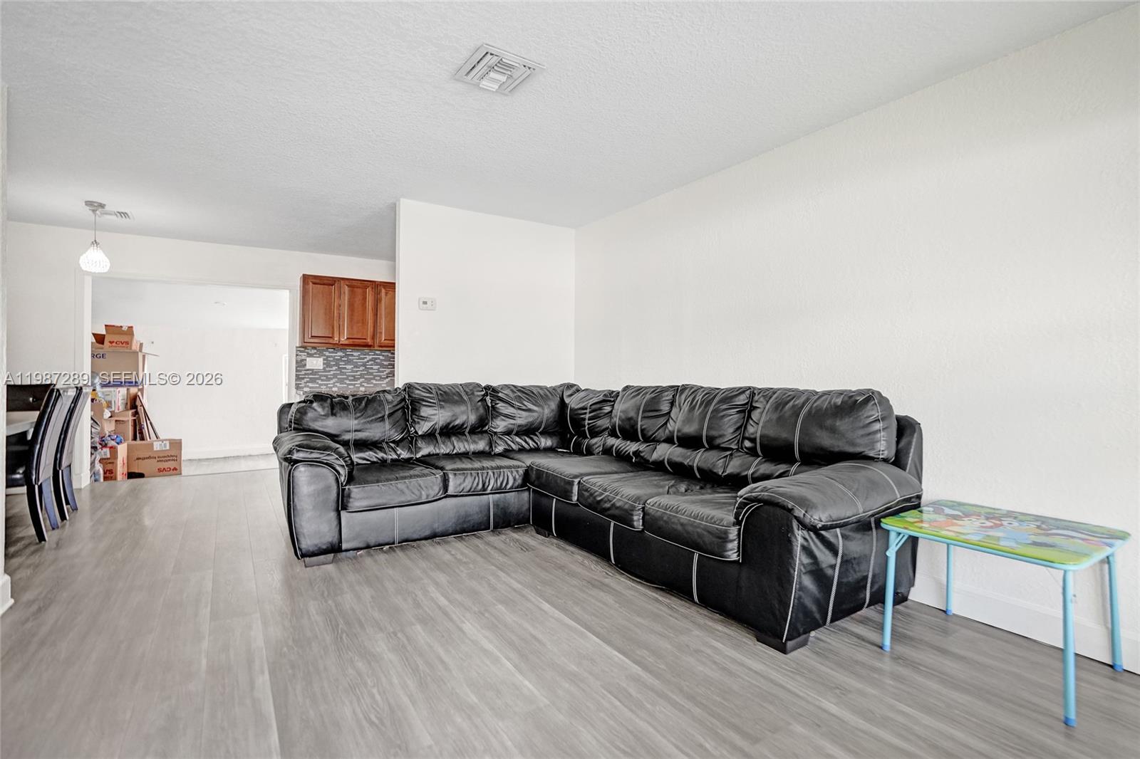 3320 NW 18th St