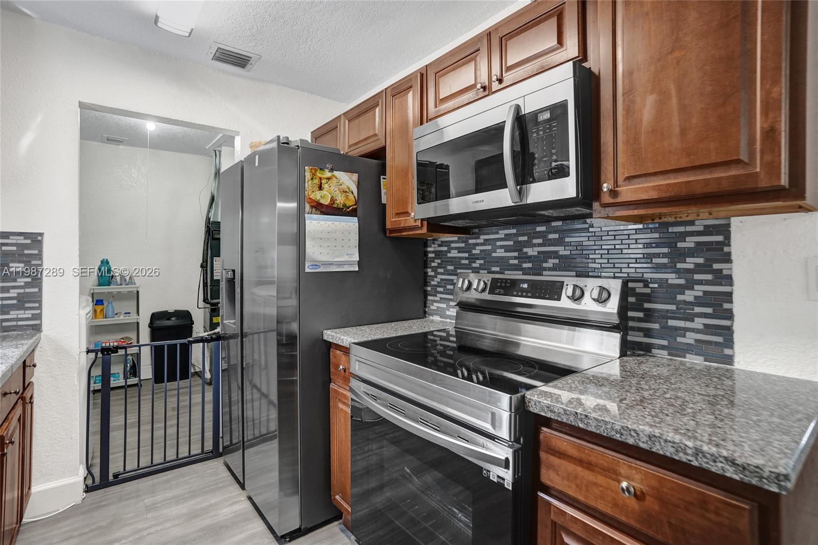 3320 NW 18th St