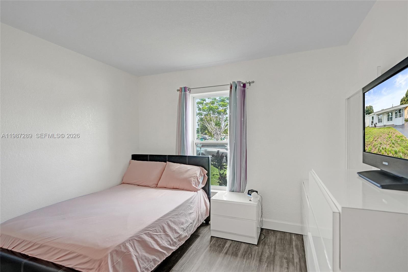 3320 NW 18th St