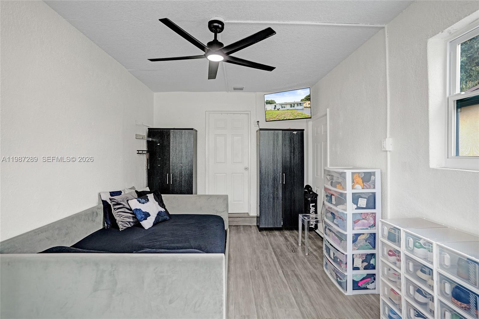 3320 NW 18th St