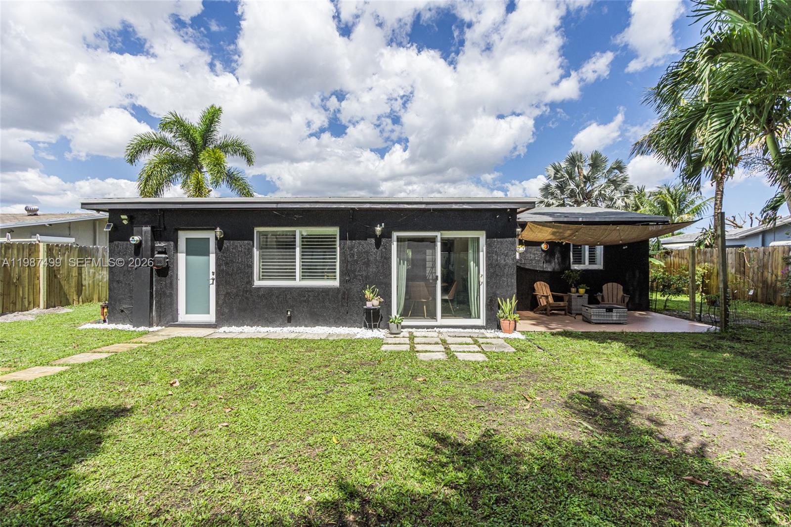 3460 SW 16th Ct