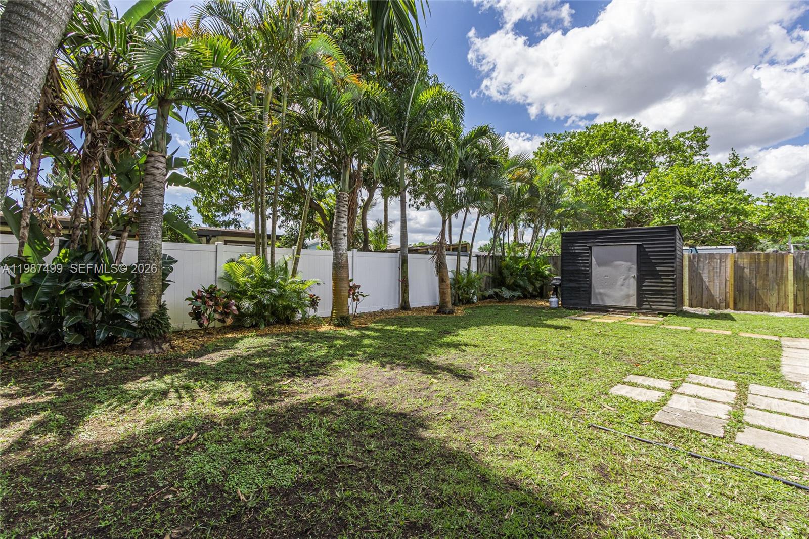 3460 SW 16th Ct