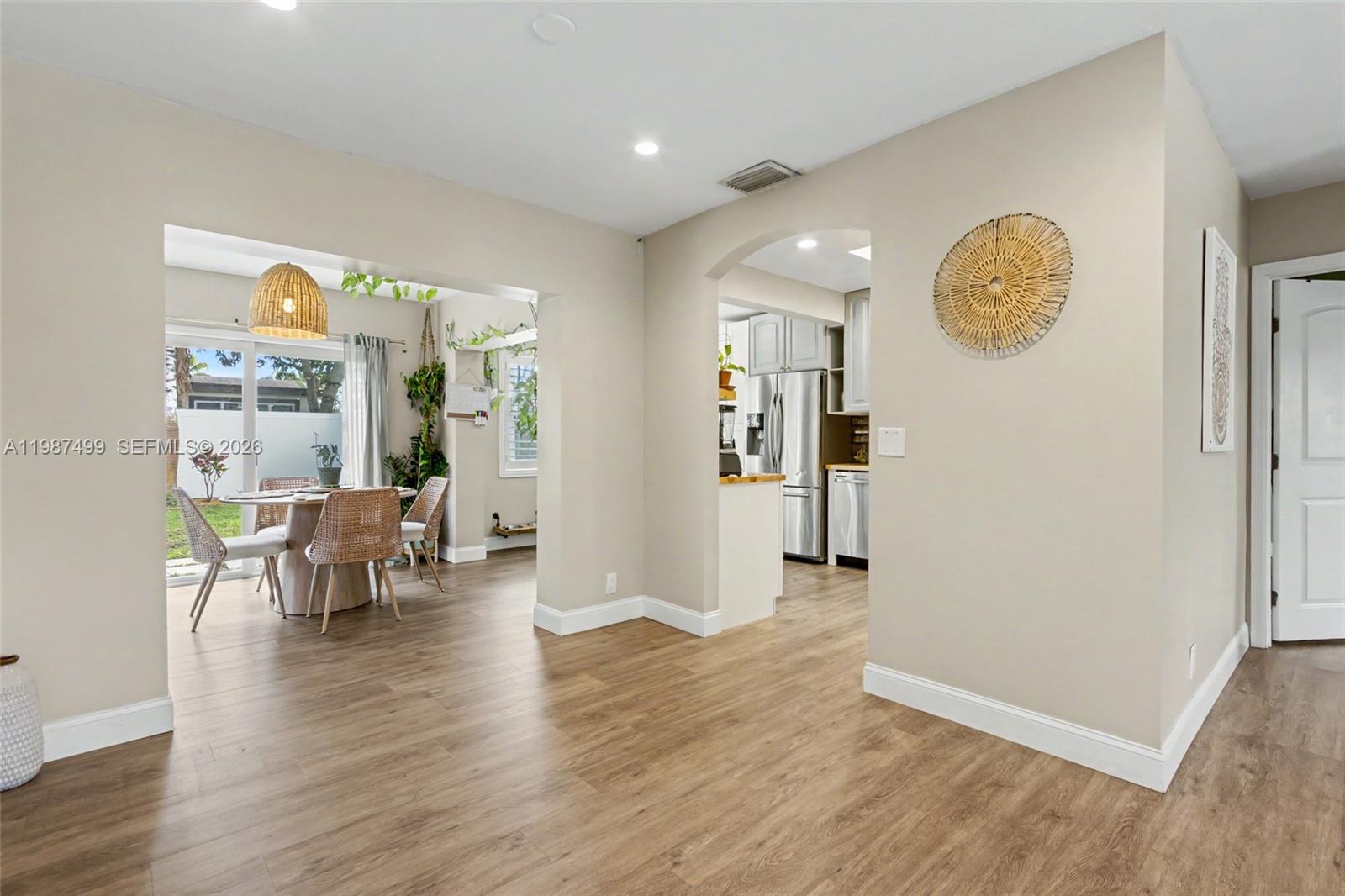 3460 SW 16th Ct