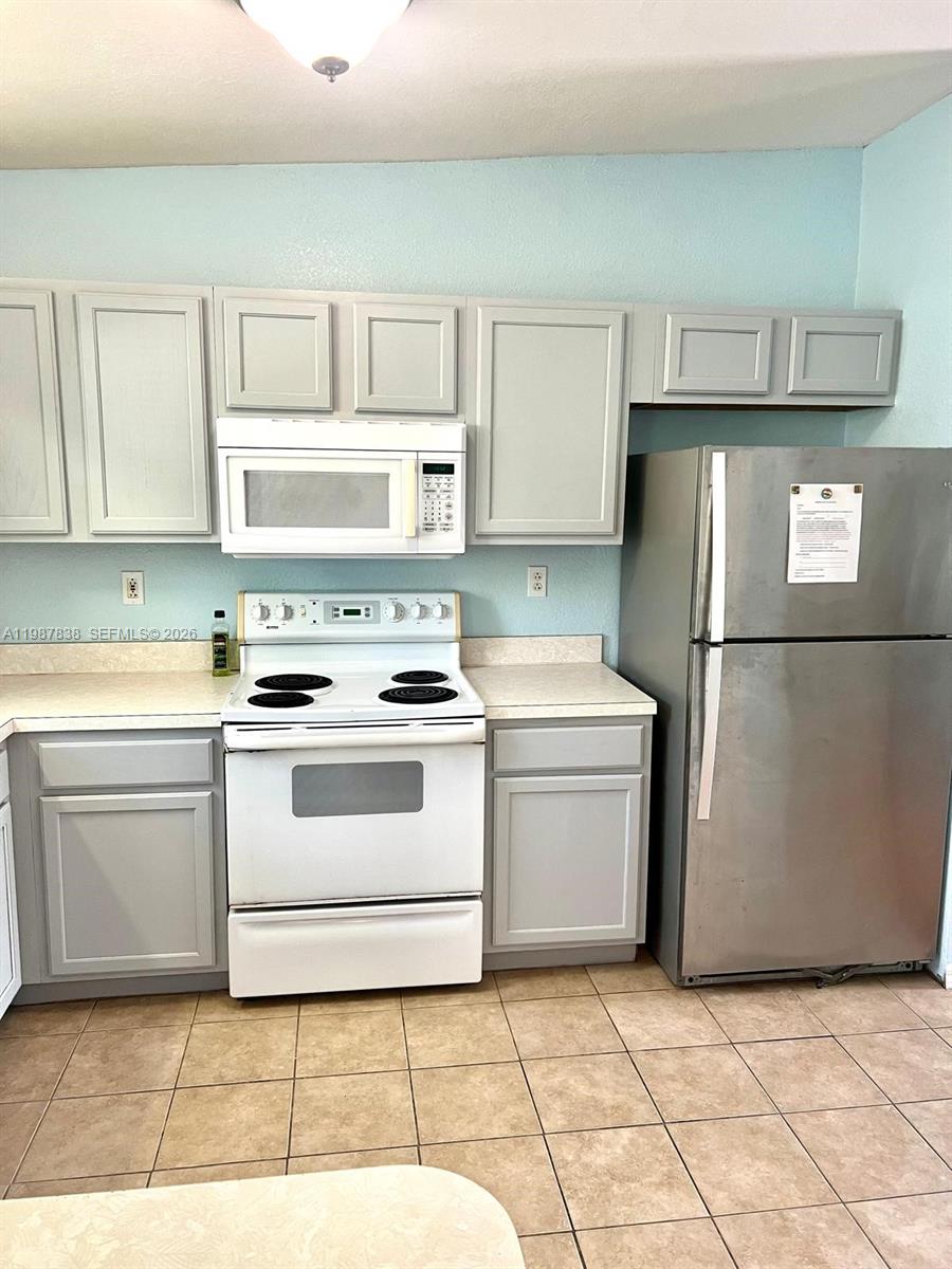 31107 Avenue I # 31107