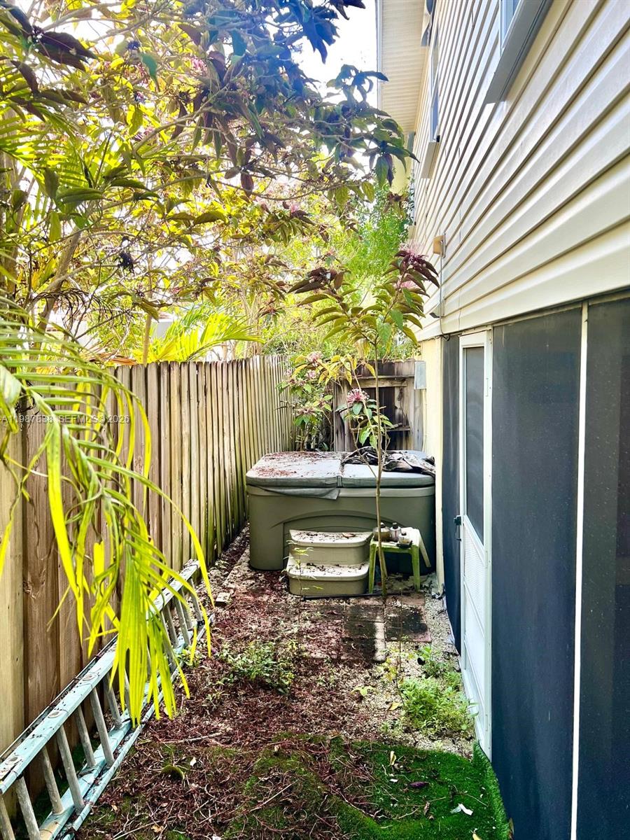 31107 Avenue I # 31107
