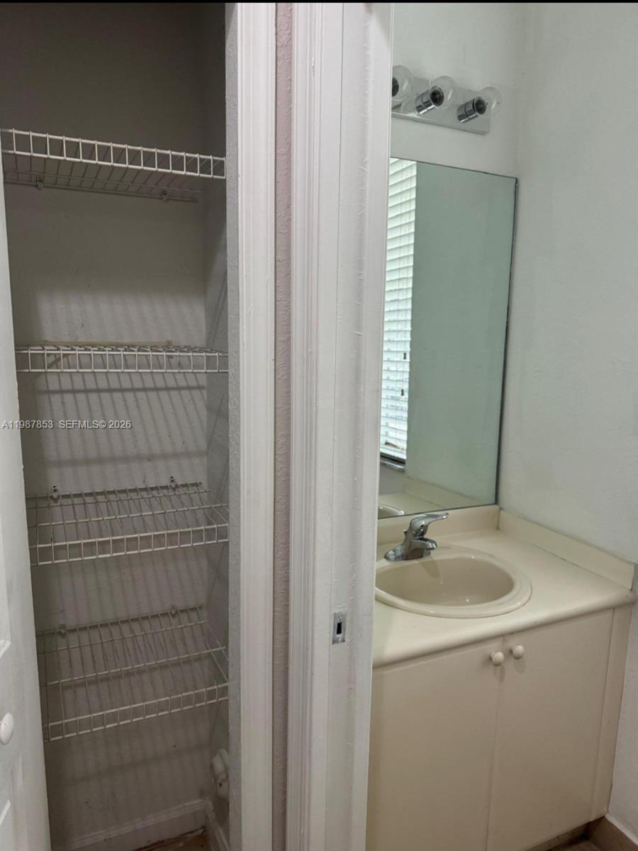 2525 SE 14th Ave # 386