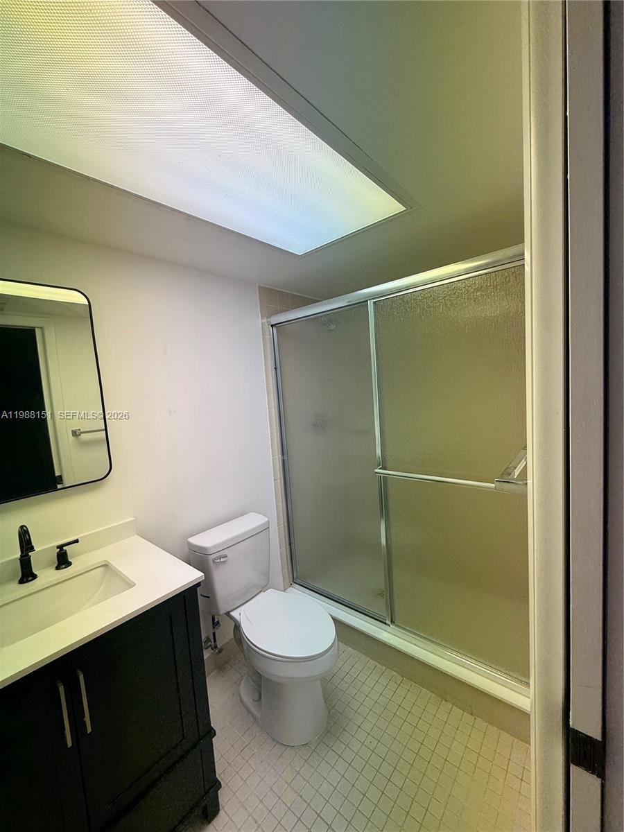 5130 Las Verdes Cir # 123