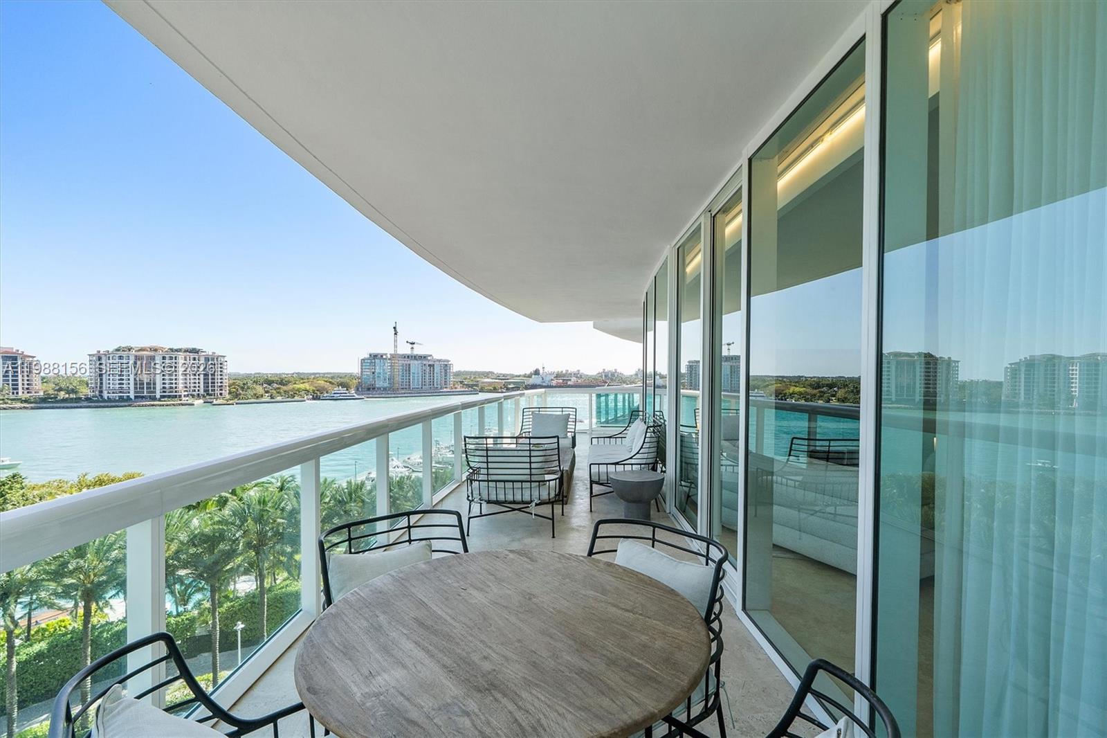 1000 S Pointe Dr # 705