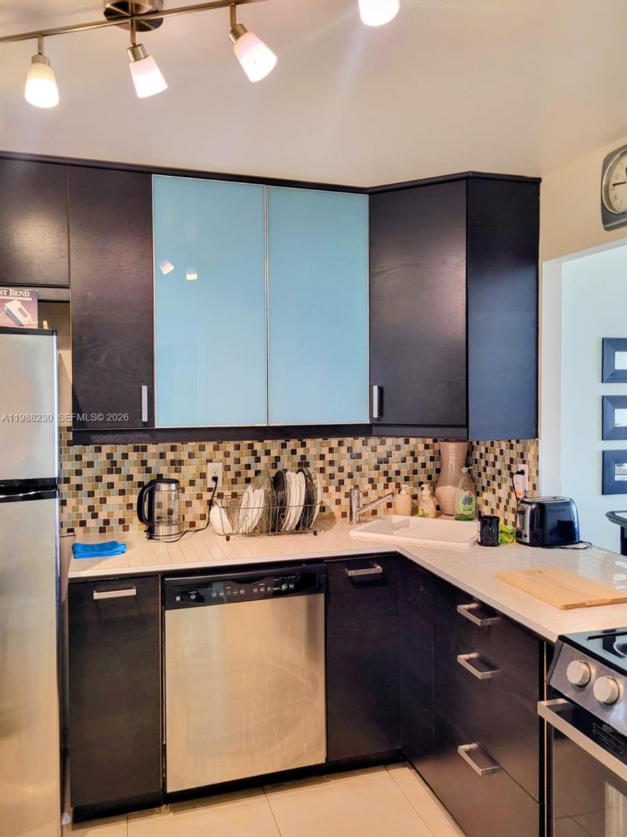 601 Three Islands Blvd # 511