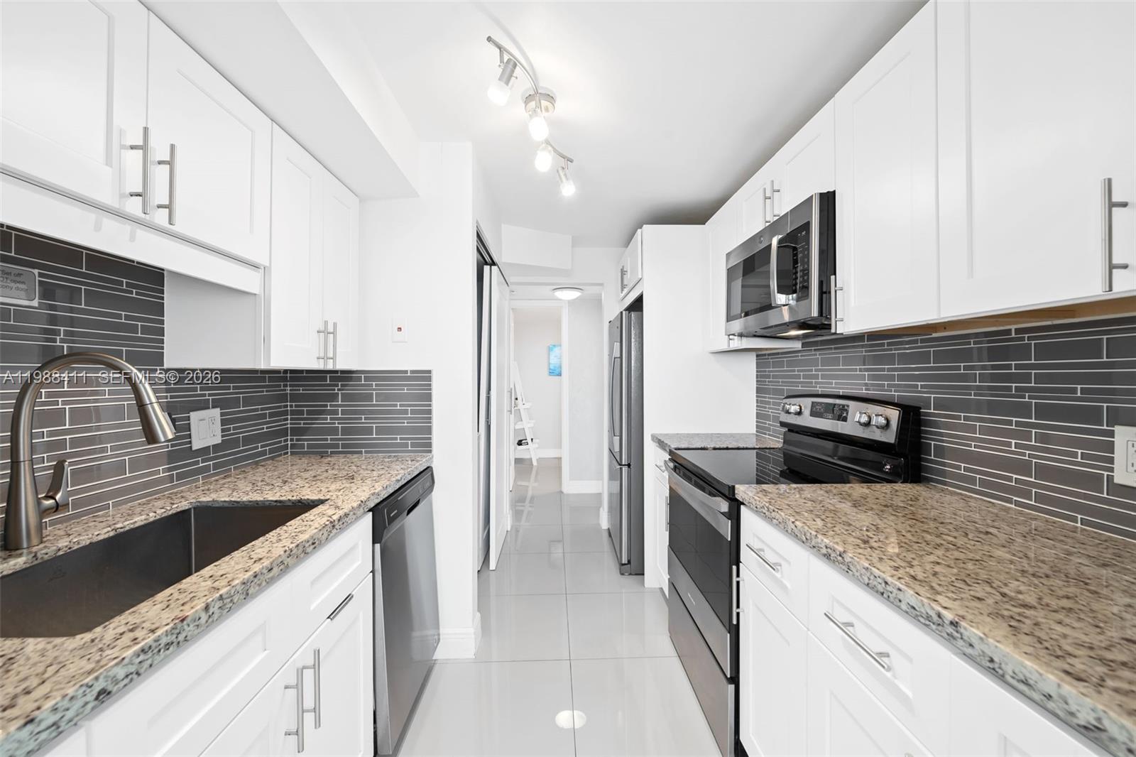 1620 S Ocean Blvd # 6L