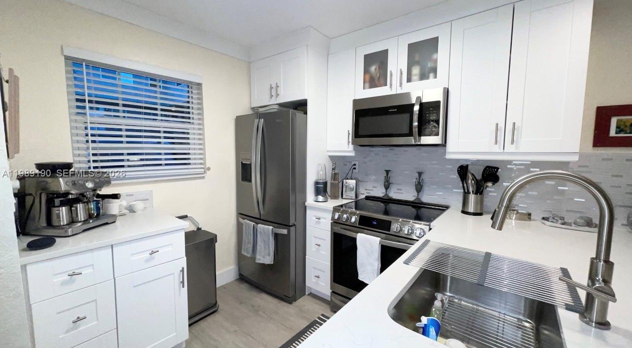 633 NE 2nd Ave # 5