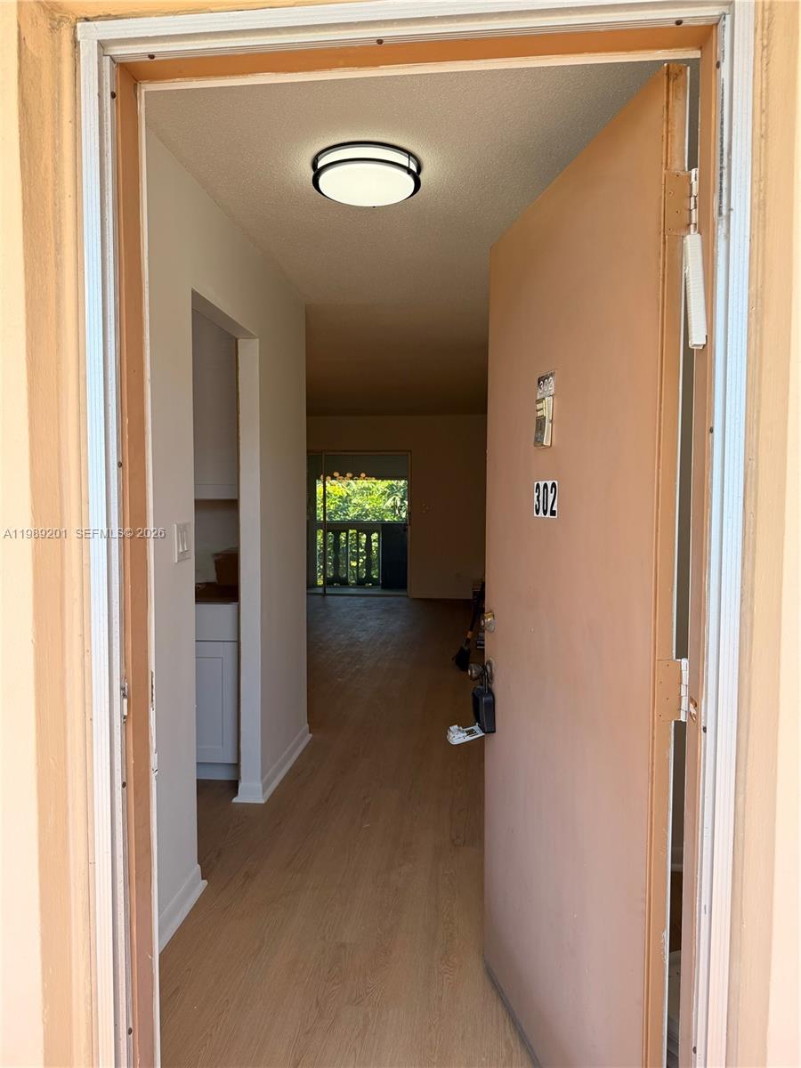 218 NE 12th Ave # 302