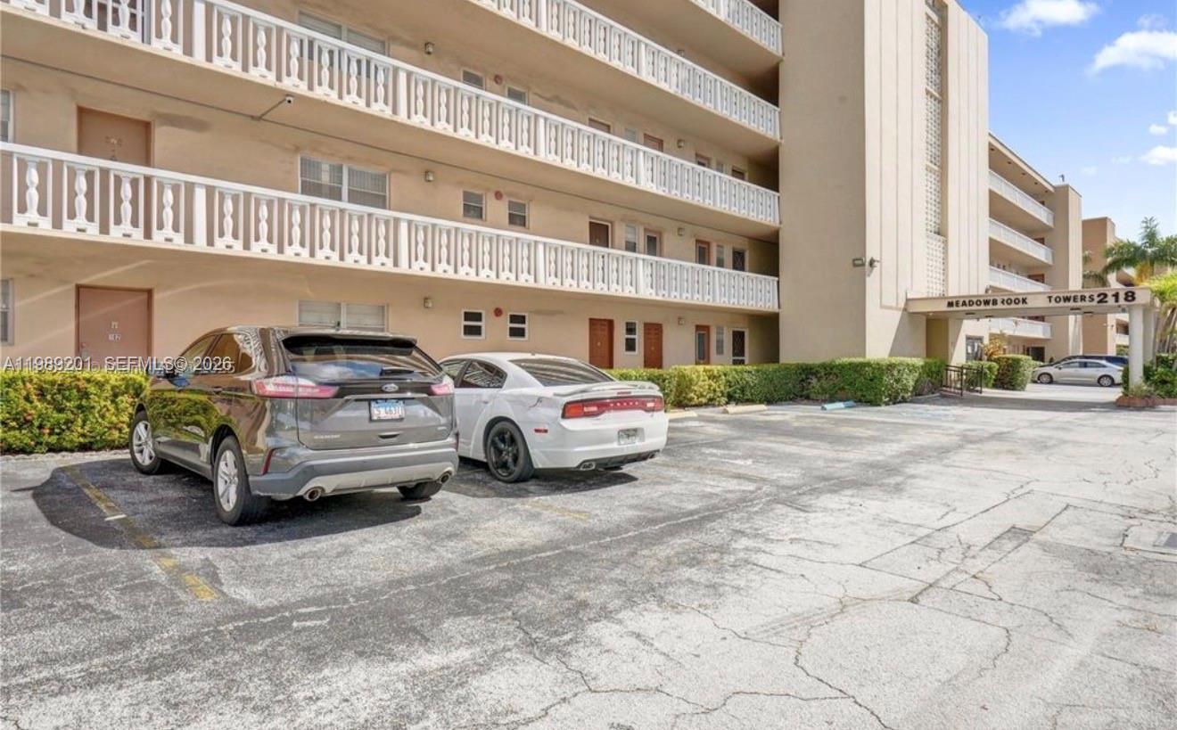 218 NE 12th Ave # 302