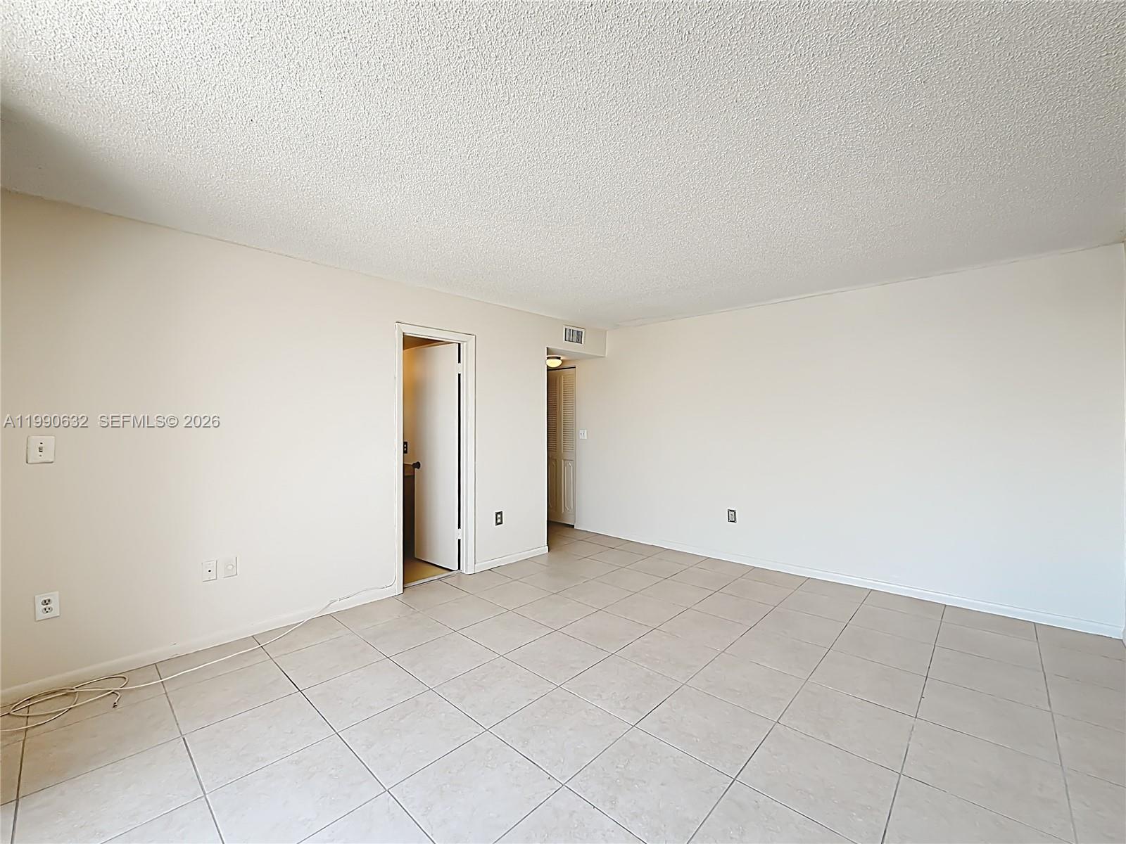 7300 Wayne Ave # 211