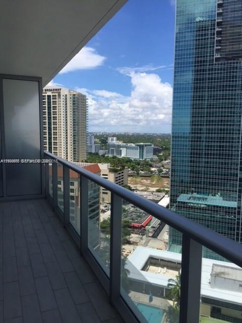 1300 Brickell Bay Dr # 2500