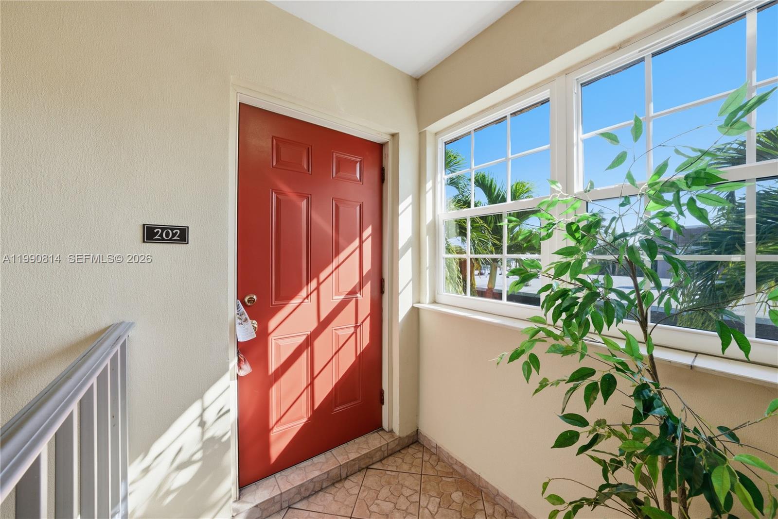 221 SE 9th Ave # 202