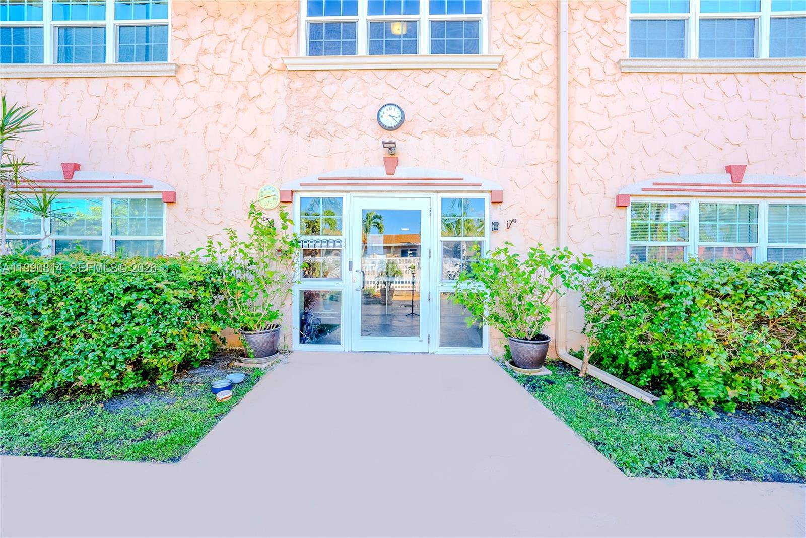 221 SE 9th Ave # 202