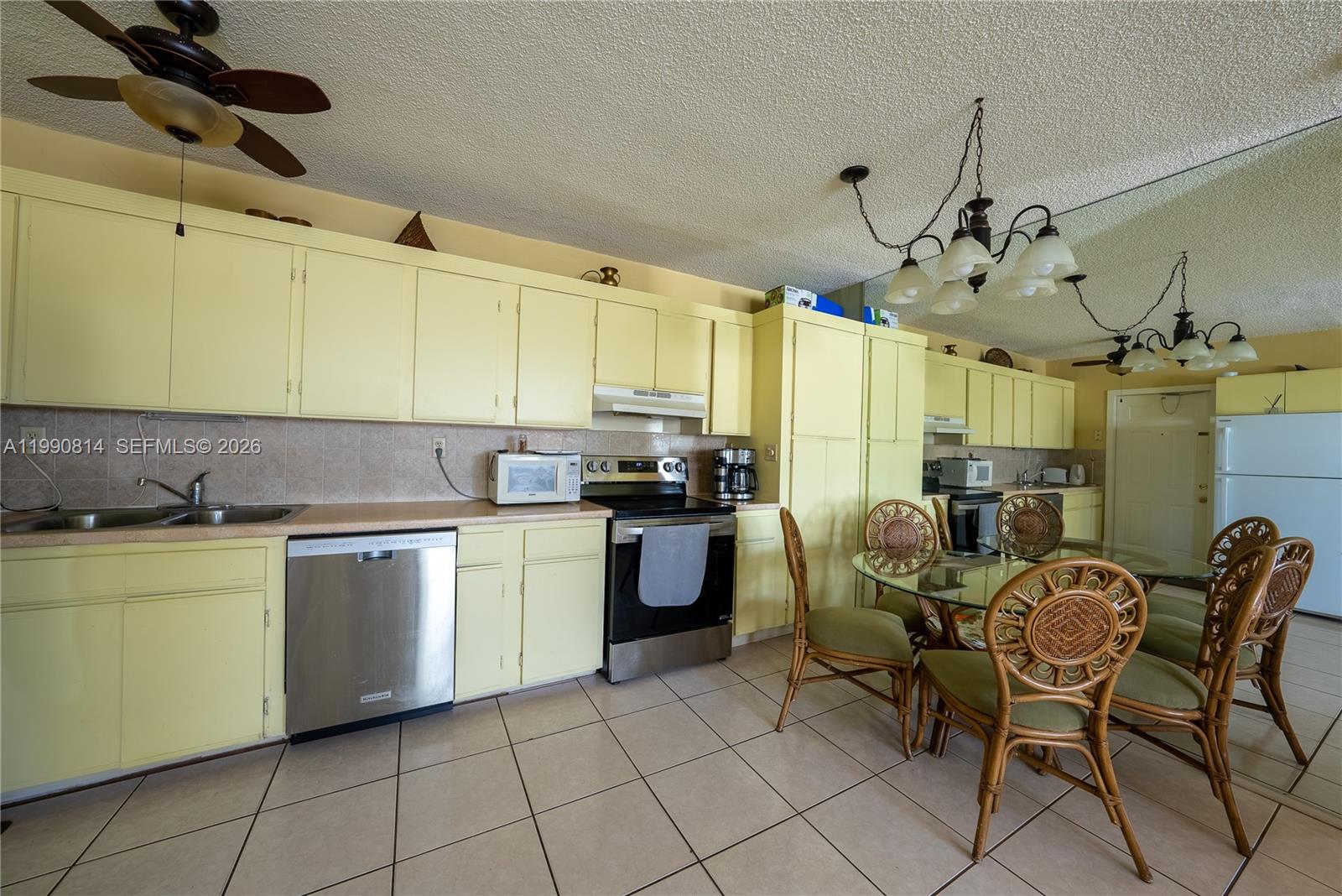 221 SE 9th Ave # 202
