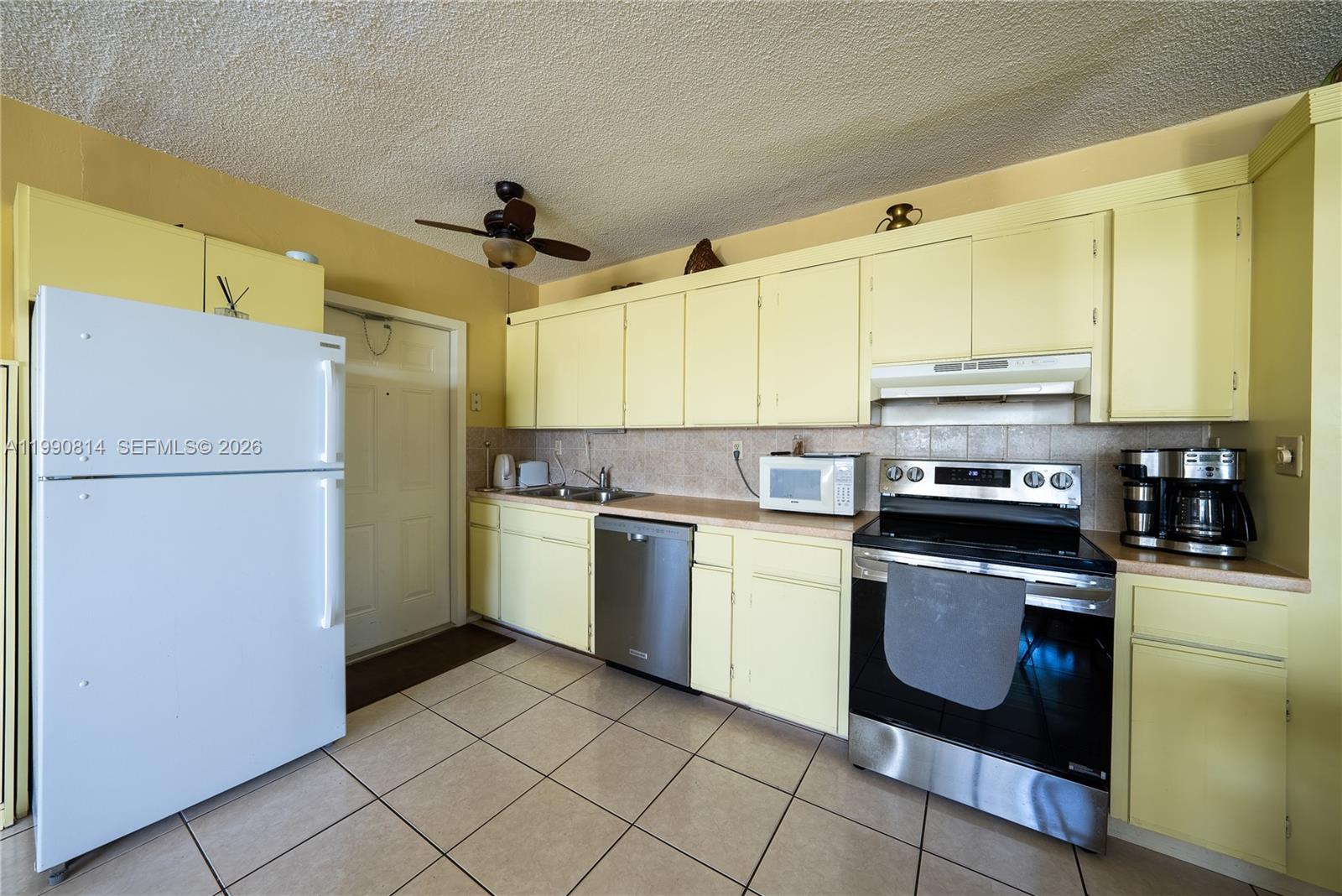 221 SE 9th Ave # 202