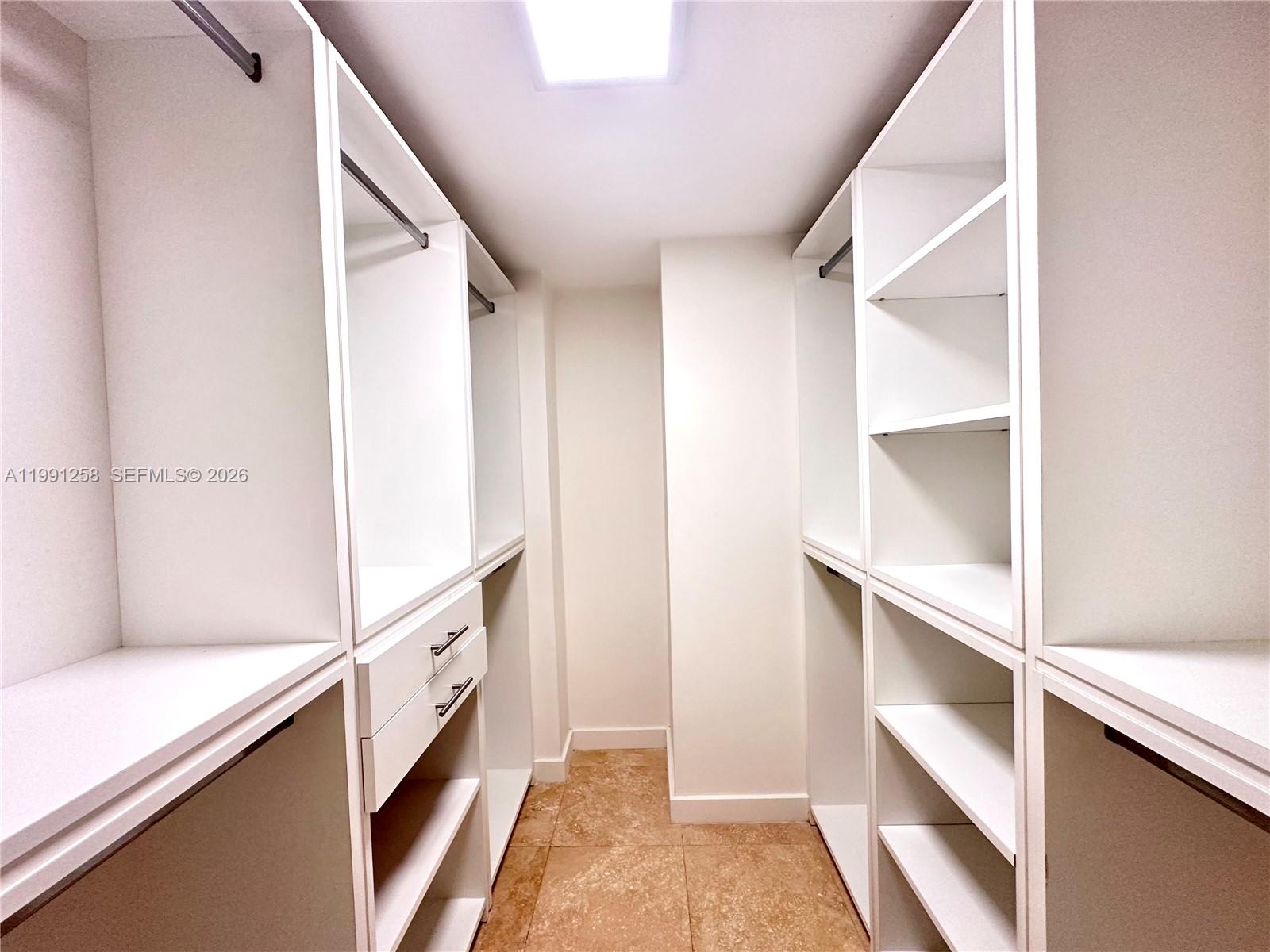 3301 N Country Club Dr # 410
