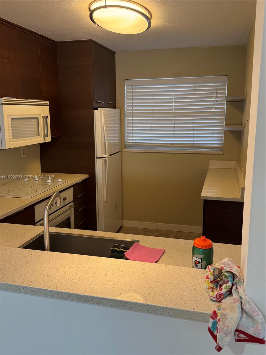 1811 Sabal Palm Dr # 403