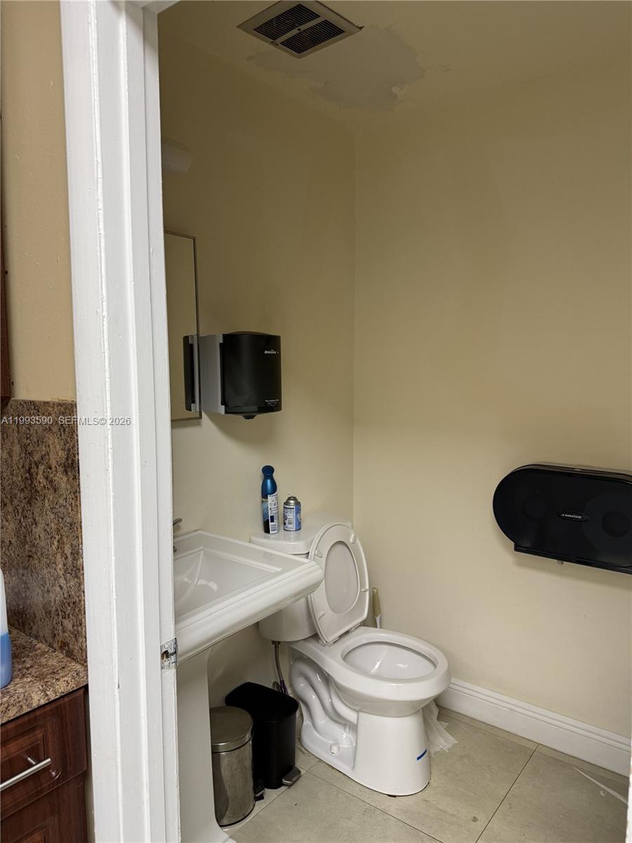 4502 Inverrary Blvd # K