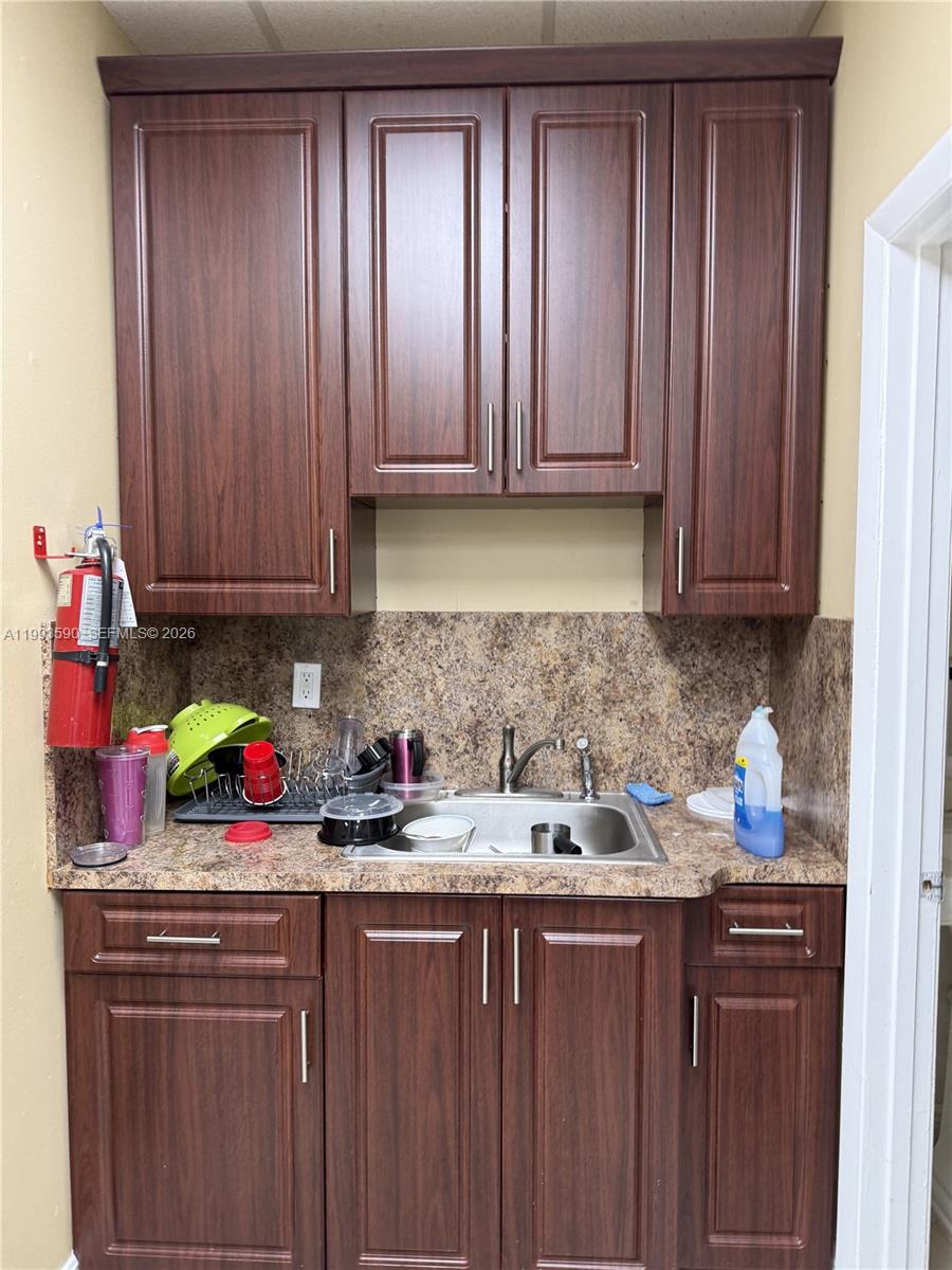 4502 Inverrary Blvd # K