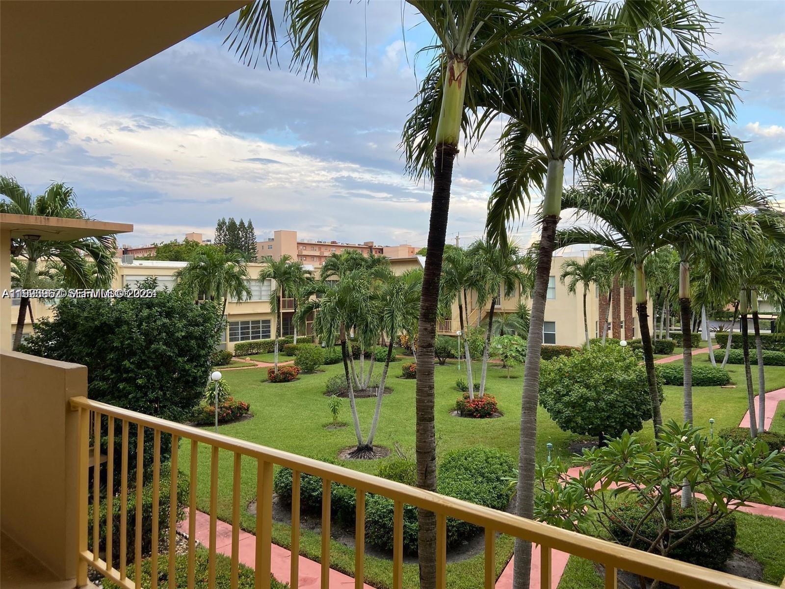 851 NE 14th Ave # 420