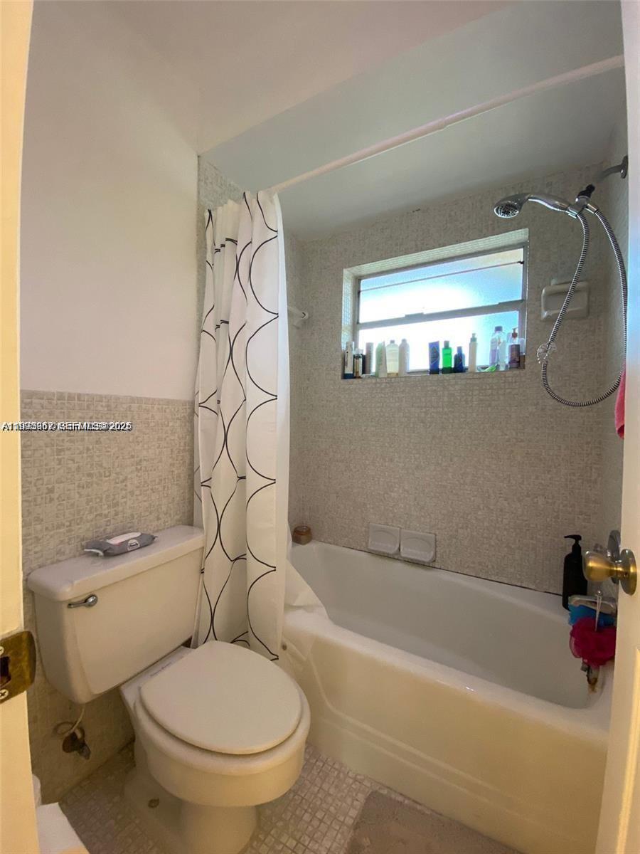 851 NE 14th Ave # 420