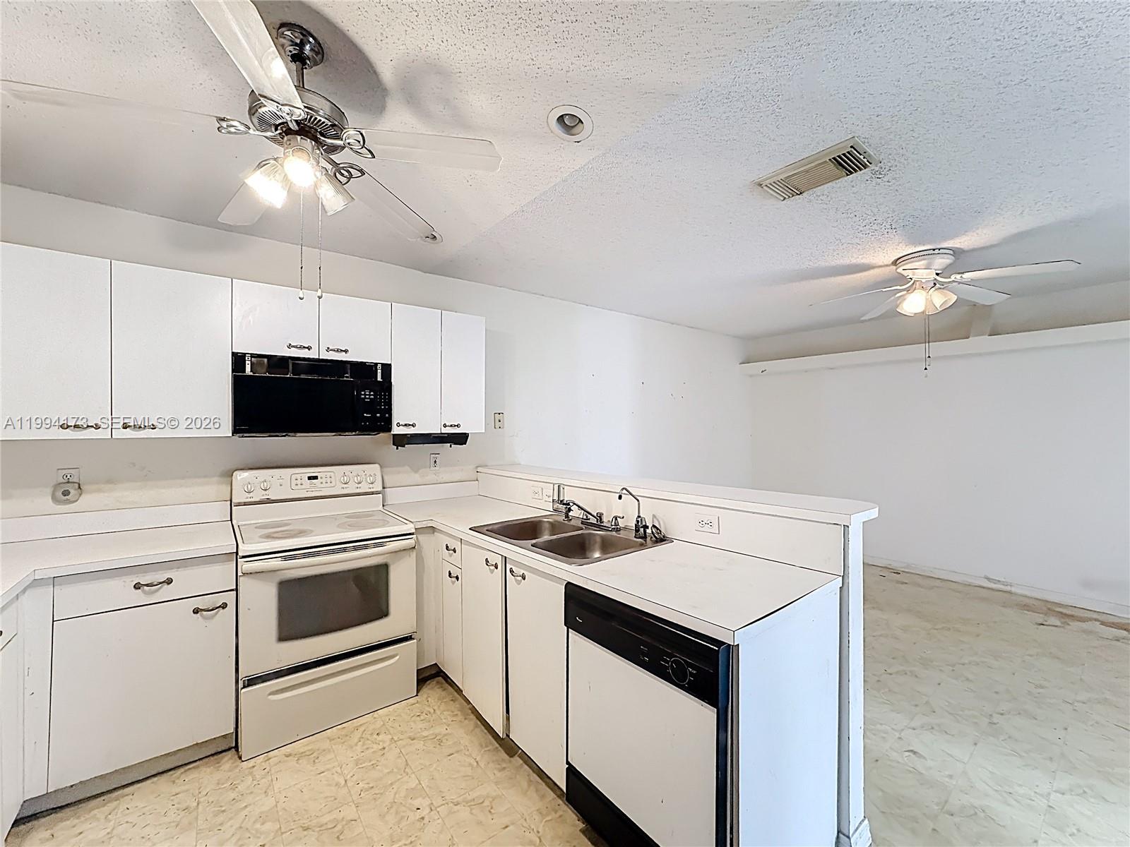 701 SW Amber Ter, Port St. Lucie