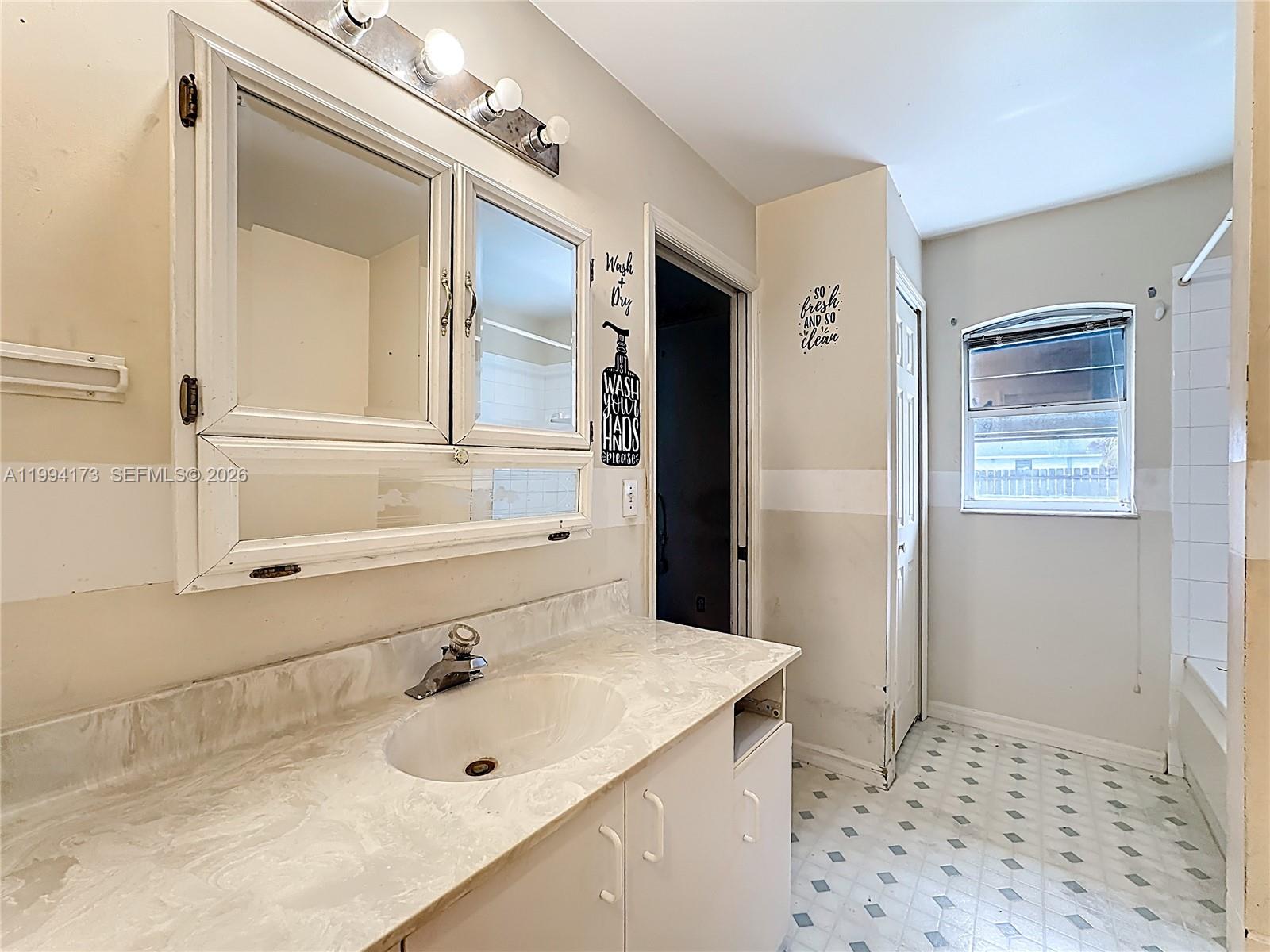 701 SW Amber Ter, Port St. Lucie