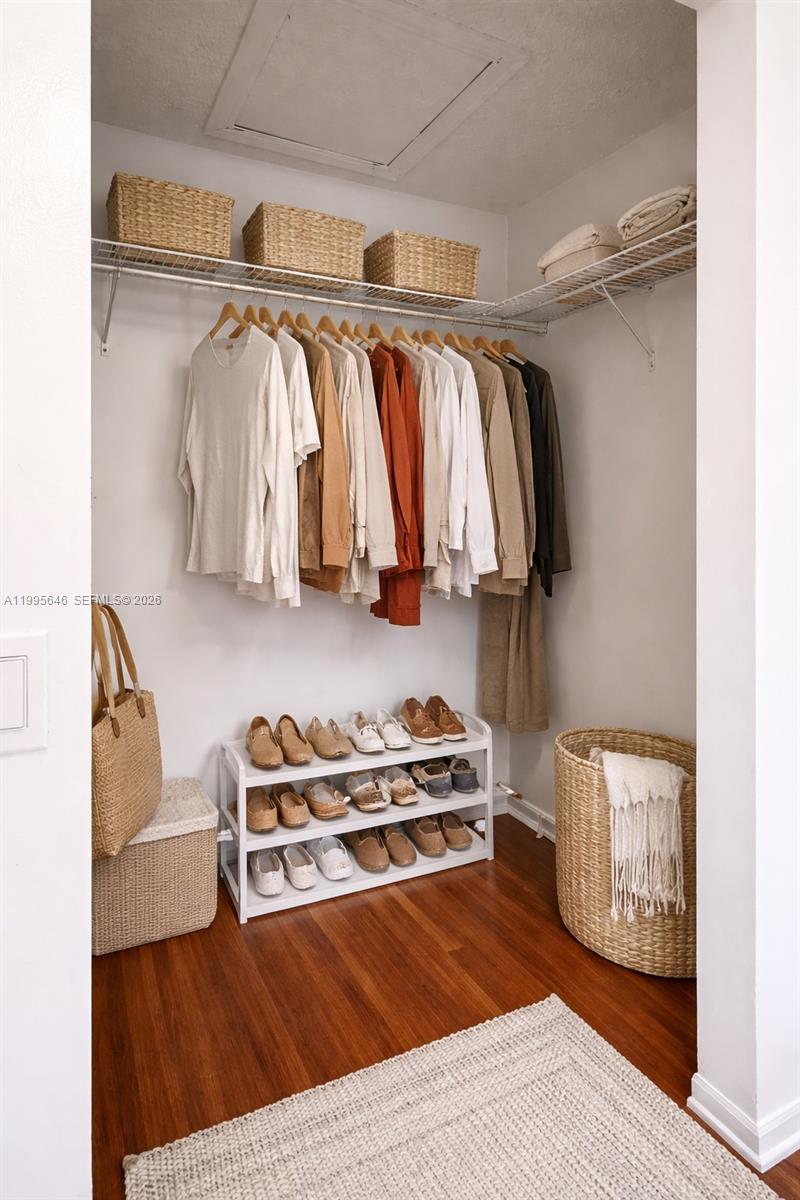 12124 Saint Andrews Pl # 305