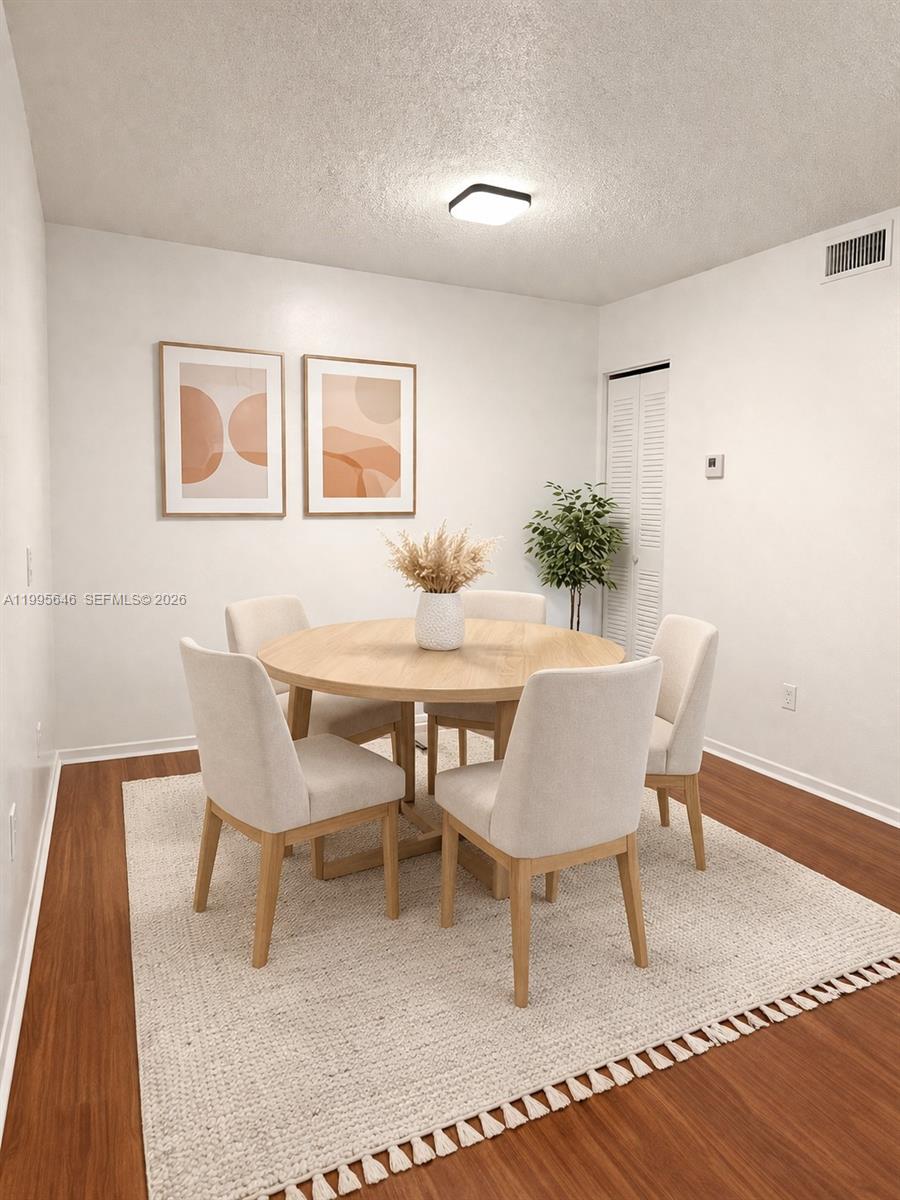 12124 Saint Andrews Pl # 305