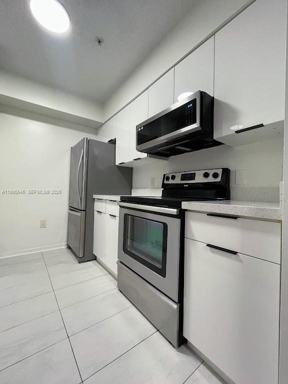 12124 Saint Andrews Pl # 305