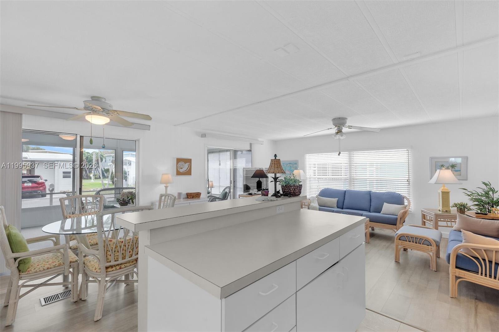 812 S Silver Cir